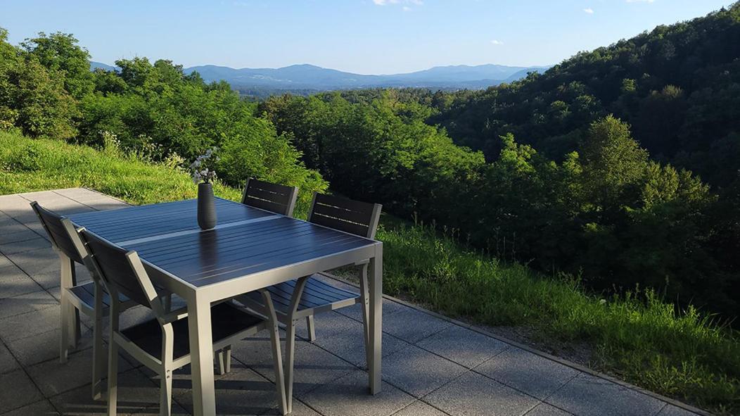 Hillhouse Holiday home