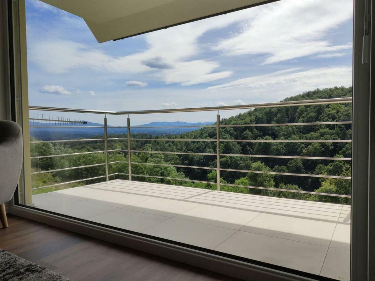 Hillhouse Novo Mesto